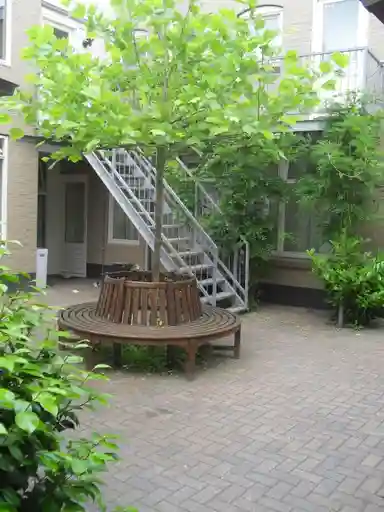 27m2 studio à louer pour 915€/mois à Aweg 97, Groningen