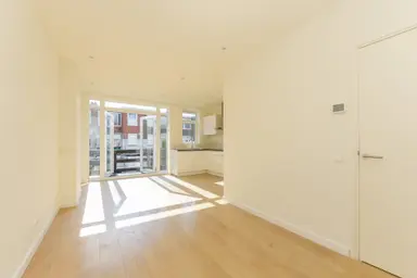 79μ² apartment προς ενοικίαση για 1598.93€/μήνα σε Voltastraat, Schiedam