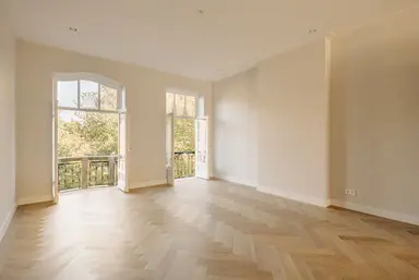 147m2 apartment à louer pour 8700€/mois à Oranje Nassaulaan 53-2, Amsterdam