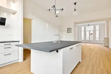 110m2 apartment te huur voor 2800€/maand in Pieter de Hoochstraat 74-2, Amsterdam