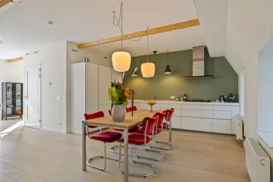 100m2 apartment in affitto per 2495€/mese a Mathenesserlaan 172A, Rotterdam