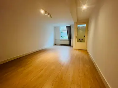 59m2 apartment to rent for 976€/month in Tollensstraat 113, The Hague