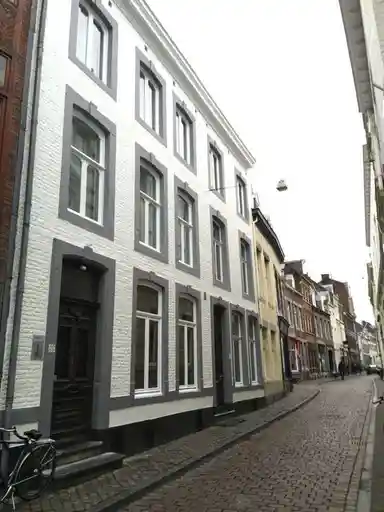 15m2 studio te huur voor 875€/maand in Kapoenstraat, Maastricht