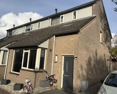 74m2 house te huur voor 734.43€/maand in Julianalaan 17, Vught