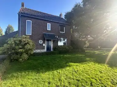 157μ² house προς ενοικίαση για 1595€/μήνα σε Heerenstraat, Moorveld