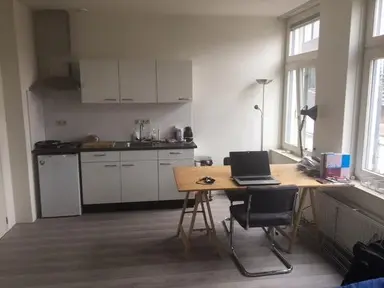 25m2 studio te huur voor 1015€/maand in Stadsgravenstraat 15, Enschede