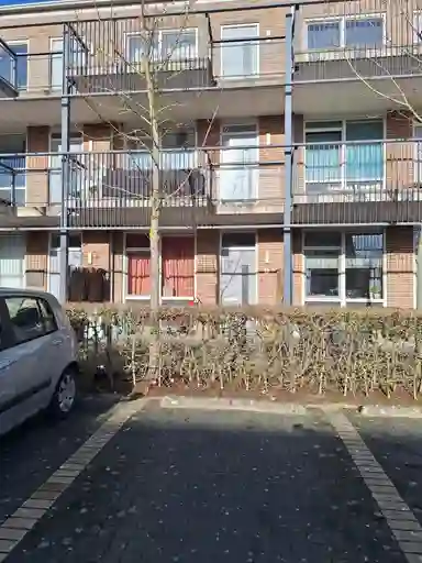 m2 apartment à louer pour 698.77€/mois à Akkerwinde 3, 's-Gravendeel