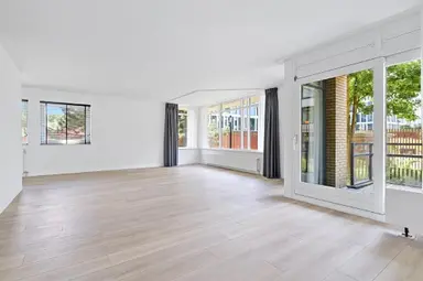110m2 apartment à louer pour 2975€/mois à Jan Willem Frisohof 8, The Hague