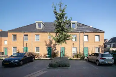 123m2 house à louer pour 1380€/mois à Hugo Clausstraat 6, Nijmegen