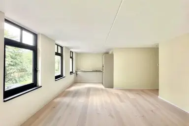 79m2 apartment to rent for 2850€/month in Kometensingel 88, Amsterdam