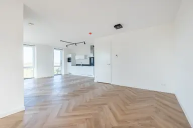 135m2 apartment to rent for 2450€/month in Schönberglaan, Capelle aan den IJssel