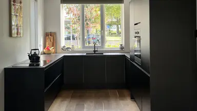 160m2 house to rent for 3300€/month in Schout Van der Lelylaan 3, Rotterdam