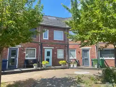 139m2 house te huur voor 2000€/maand in James Cookroute, Almere