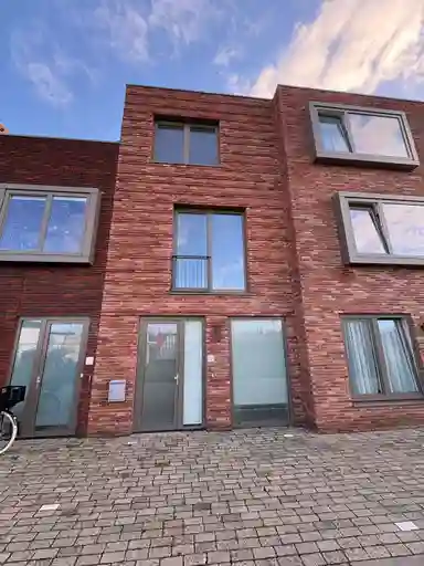 126m2 house to rent for 1685€/month in Waagpassage 3, Lelystad