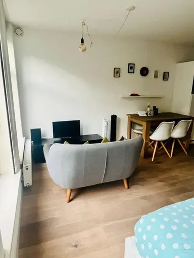 40m2 apartment to rent for 1400€/month in Postjeskade, Amsterdam