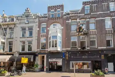 195m2 apartment to rent for 4000€/month in Heulstraat 23, The Hague