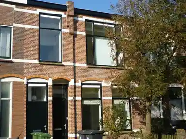 50m2 apartment te huur voor 900€/maand in Krugerstraat 79, Den Helder