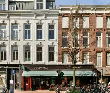 65m2 apartment te huur voor 3500€/maand in Pieter Cornelisz. Hooftstraat 88-2, Amsterdam