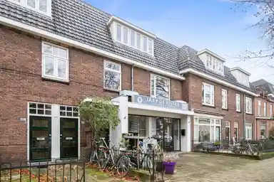 100m2 apartment to rent for 2100€/month in Van 't Santstraat 123, Nijmegen