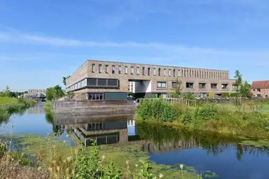 122μ² house προς ενοικίαση για 2000€/μήνα σε Pigalle, Breda