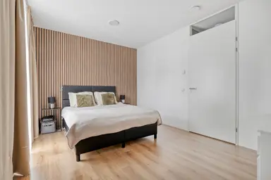 120m2 house à louer pour 2150€/mois à Teldersweg 108, Rotterdam