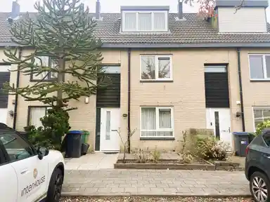 120m2 house to rent for 3200€/month in Marianne Philipslaan 4, Amstelveen