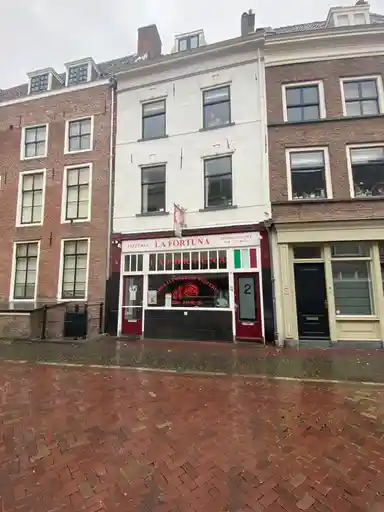 30m2 studio in affitto per 995€/mese a Lange Smeestraat, Utrecht