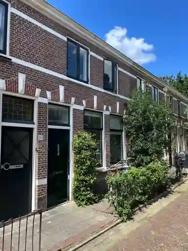 109m2 house in affitto per 2480€/mese a De Wetstraat, Leiden