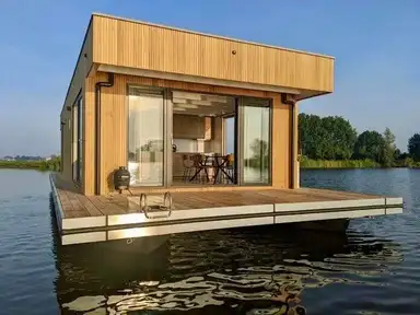 60m2 house à louer pour 2750€/mois à Tjotterspad, Amsterdam