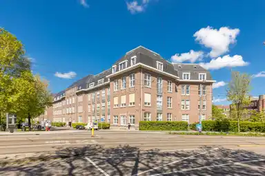 100m2 apartment zur Miete für 3800€/Monat in Joh.M. Coenenstraat 60, Amsterdam