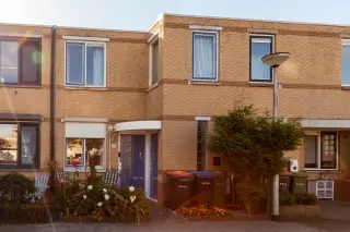 100m2 house zur Miete für 1950€/Monat in Triangelstraat, Amersfoort