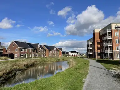 140m2 house à louer pour 2950€/mois à Oostzeedijk Beneden 193B, Rotterdam