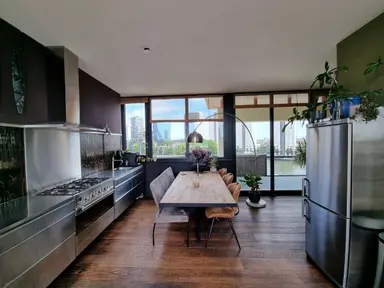 90m2 apartment to rent for 2895€/month in Schiedamsedijk, Rotterdam