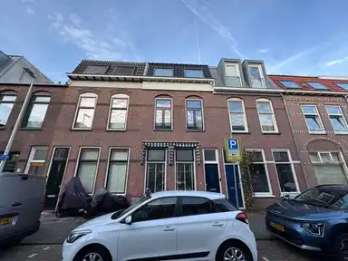 129m2 house à louer pour 2995€/mois à Amaliastraat, Utrecht