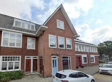120m2 apartment à louer pour 2495€/mois à Jac. van Looystraat 23, Haarlem