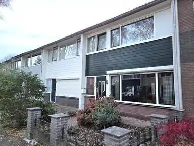 115m2 house te huur voor 1099€/maand in De Kap 145, Klazienaveen