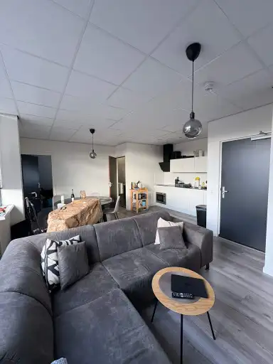 60m2 apartment à louer pour 1105€/mois à Capellastraat, Groningen