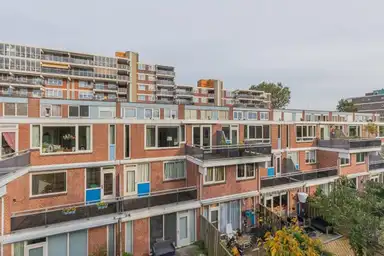 110m2 apartment à louer pour 2245€/mois à Sandenburg 182, Haarlem