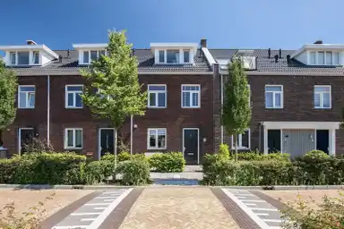 141m2 house te huur voor 4000€/maand in Tony van Verrestraat, Hilversum