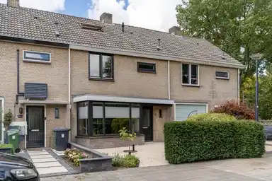 123m2 house to rent for 2200€/month in Tulpenlaan, Oosterhout