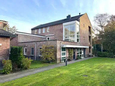 90m2 apartment to rent for 1900€/month in Eemnesserweg 56, Laren