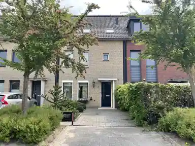 160m2 house à louer pour 2500€/mois à Acropolis 13, Hoofddorp