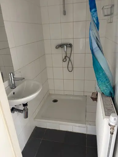 13m2 room to rent for 575€/month in Beverweg, Breda