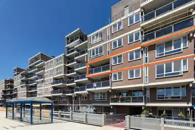 98m2 apartment à louer pour 1900€/mois à Prattenburg 183, Haarlem