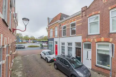 105m2 apartment to rent for 2050€/month in Stationstraat 82, Alkmaar