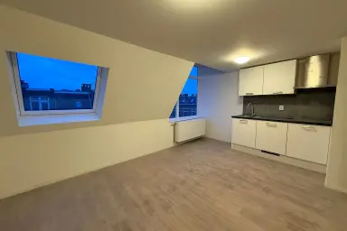 300m2 house to rent for 690€/month in Riouwstraat 3, Groningen