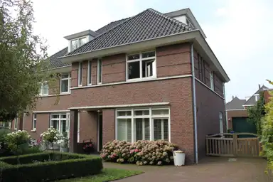 177m2 house to rent for 4250€/month in Boswinde 185, The Hague