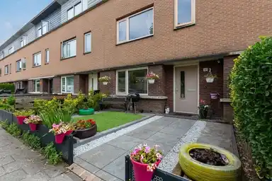 160m2 house te huur voor 2400€/maand in Vondelstraat, Almere
