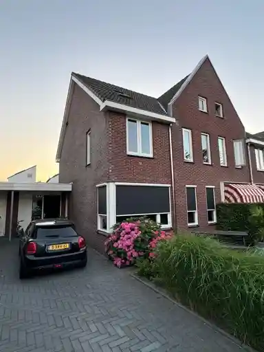 175m2 house to rent for 1995€/month in Kleine Vos, Sneek