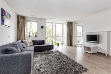 119m2 apartment to rent for 2495€/month in Berkelselaan 119, Rotterdam